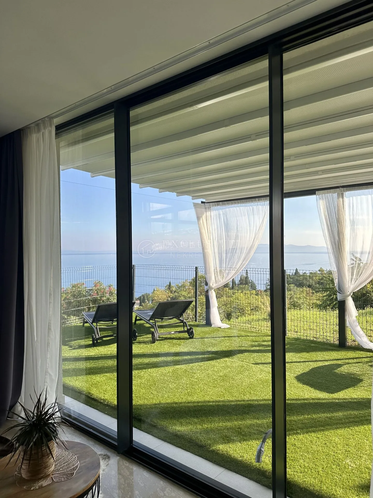 opatija luksuzni dvoetažni stan s vrtom i pogledom na more - slika 31