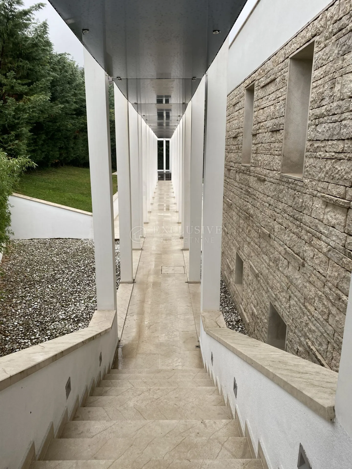 ekskluzivna villa na top lokaciji - slika 29