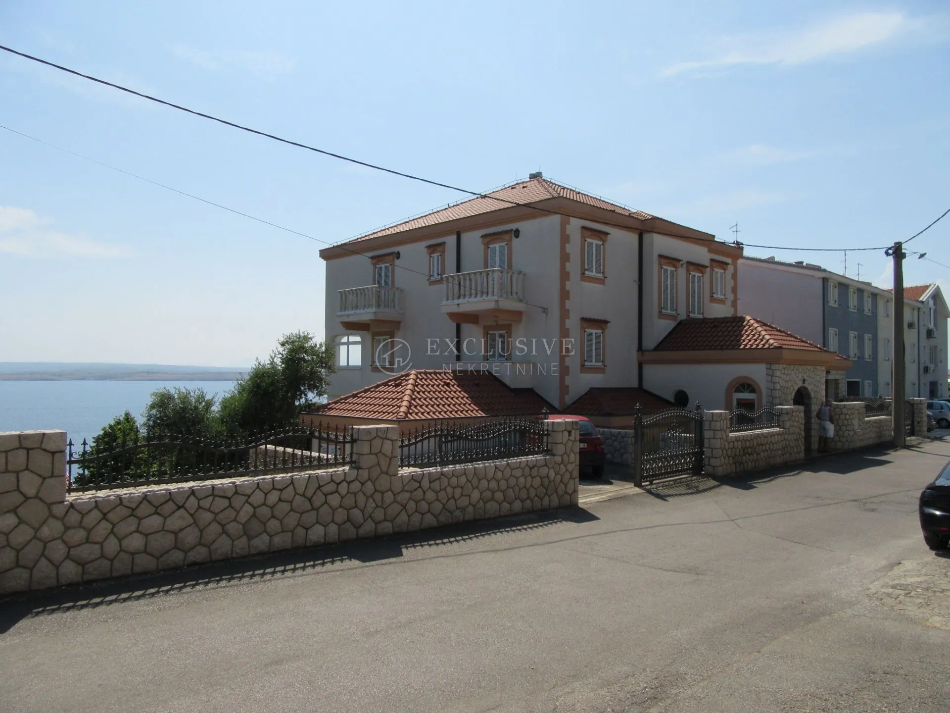 crikvenica-dramalj-kuća s velikom okućnicom - slika 3