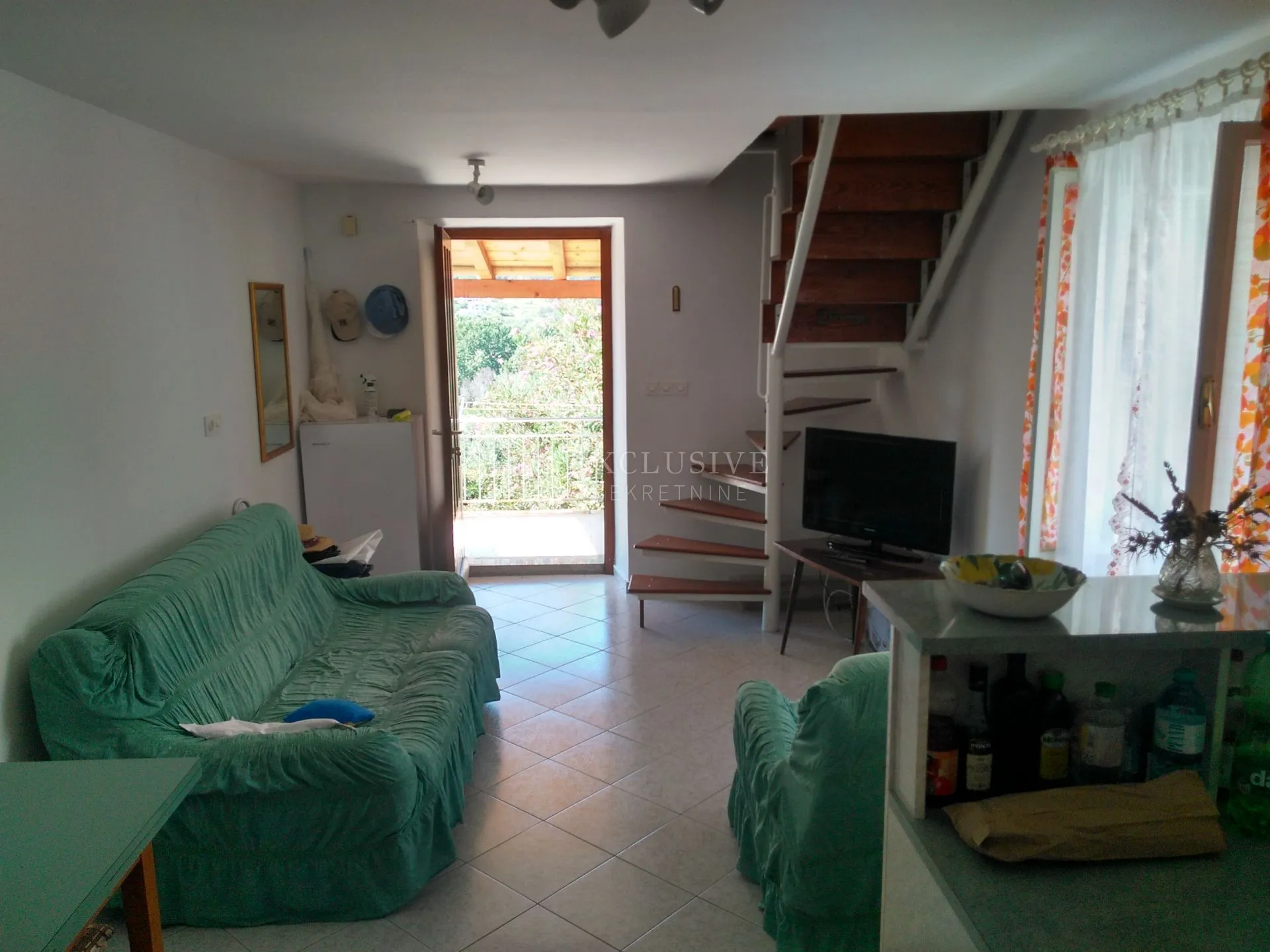 krk-jurandvor - dvoetažni apartman + zaseban apartman, terasa, vrt, parking - slika 44