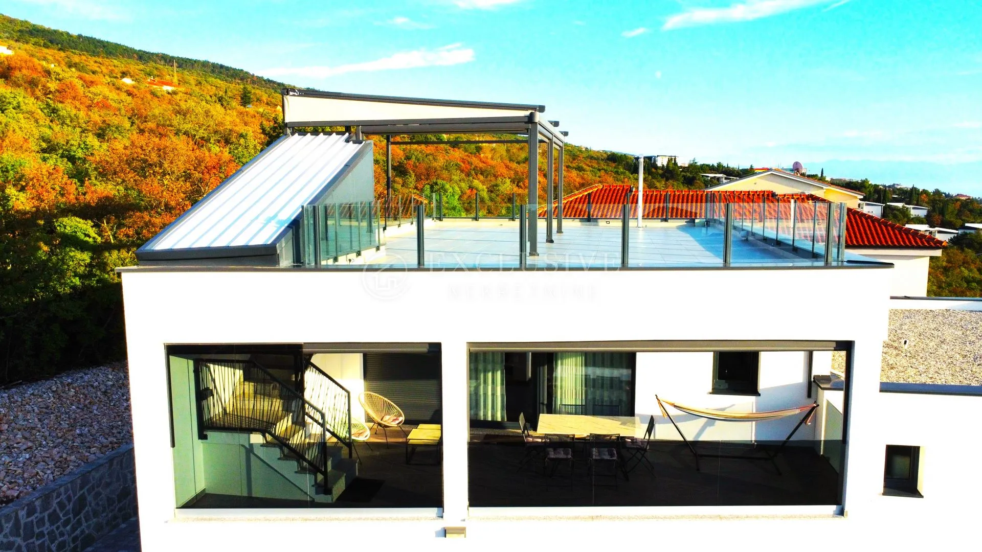 dramalj - predivni penthouse sa garažom i zasebnim apartmanom - slika 28