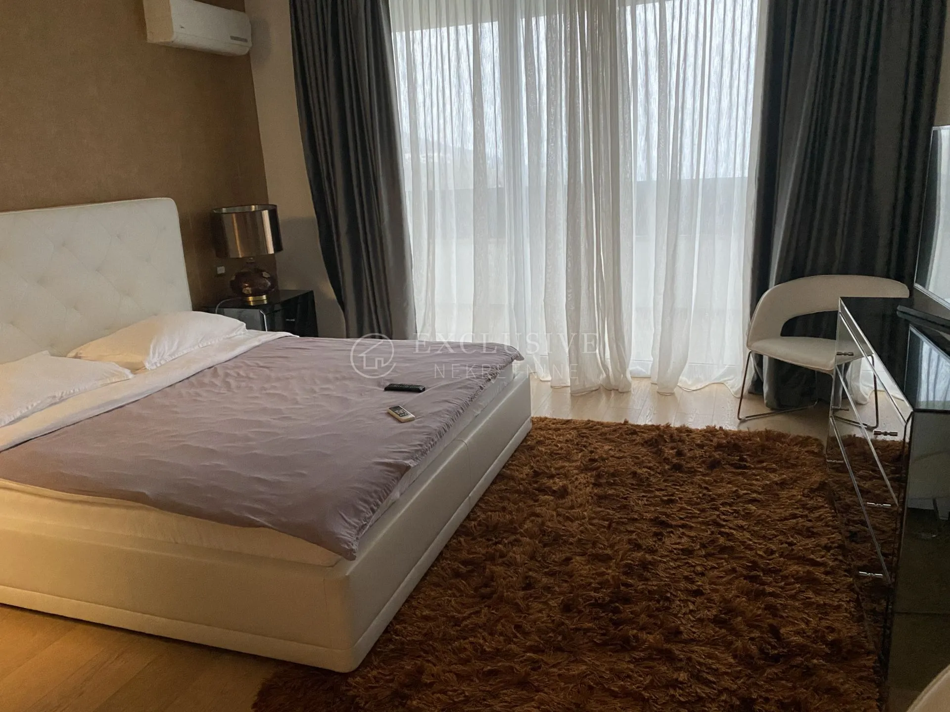 ekskluzivna villa na top lokaciji - slika 13