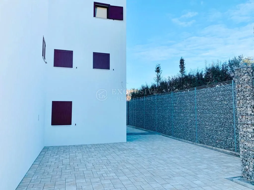 opatija-bliža okolica-penthouse od 171m2 u novoj luxsuznoj vili - slika 11