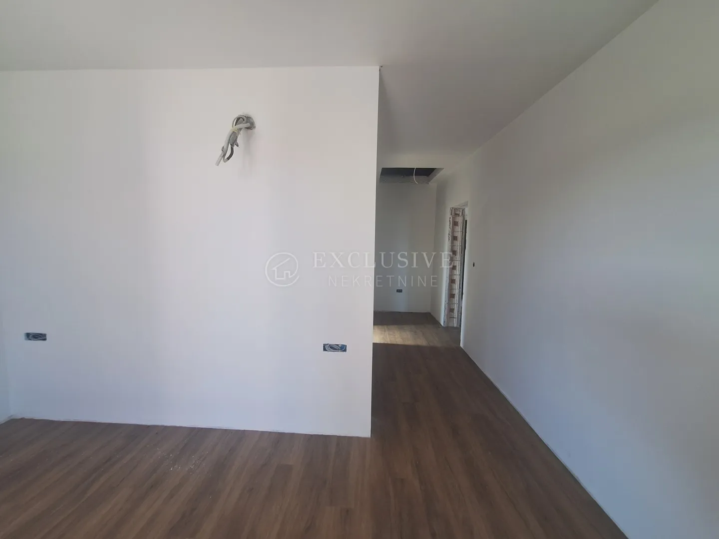 dobrinj - samostojeća kuća s bazenom - slika 20