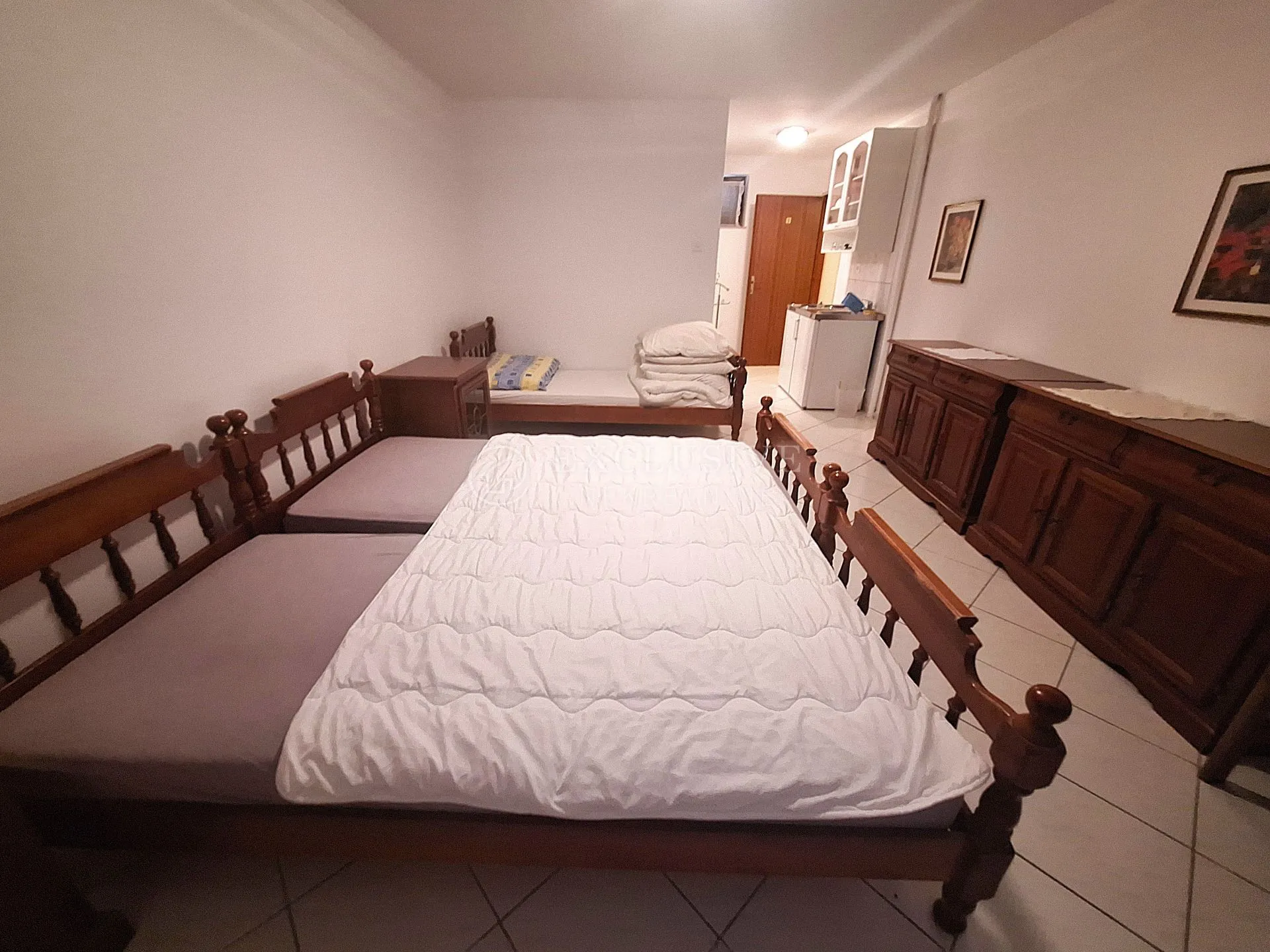jadranovo - apartmanska vila s bazenom - slika 18