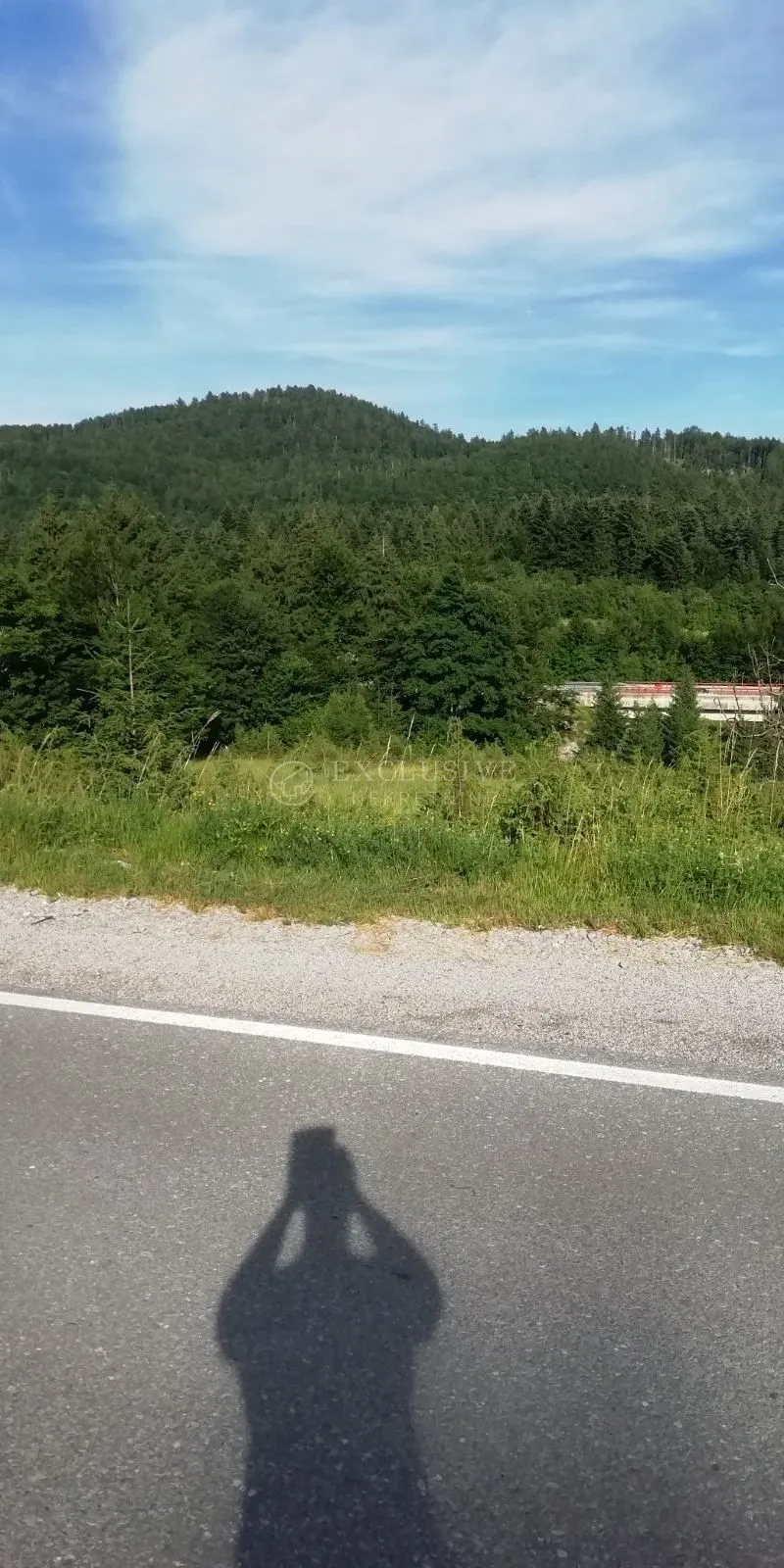 poljoprivredno zemljište 5468m2 u lokvama uz cestu - slika 2