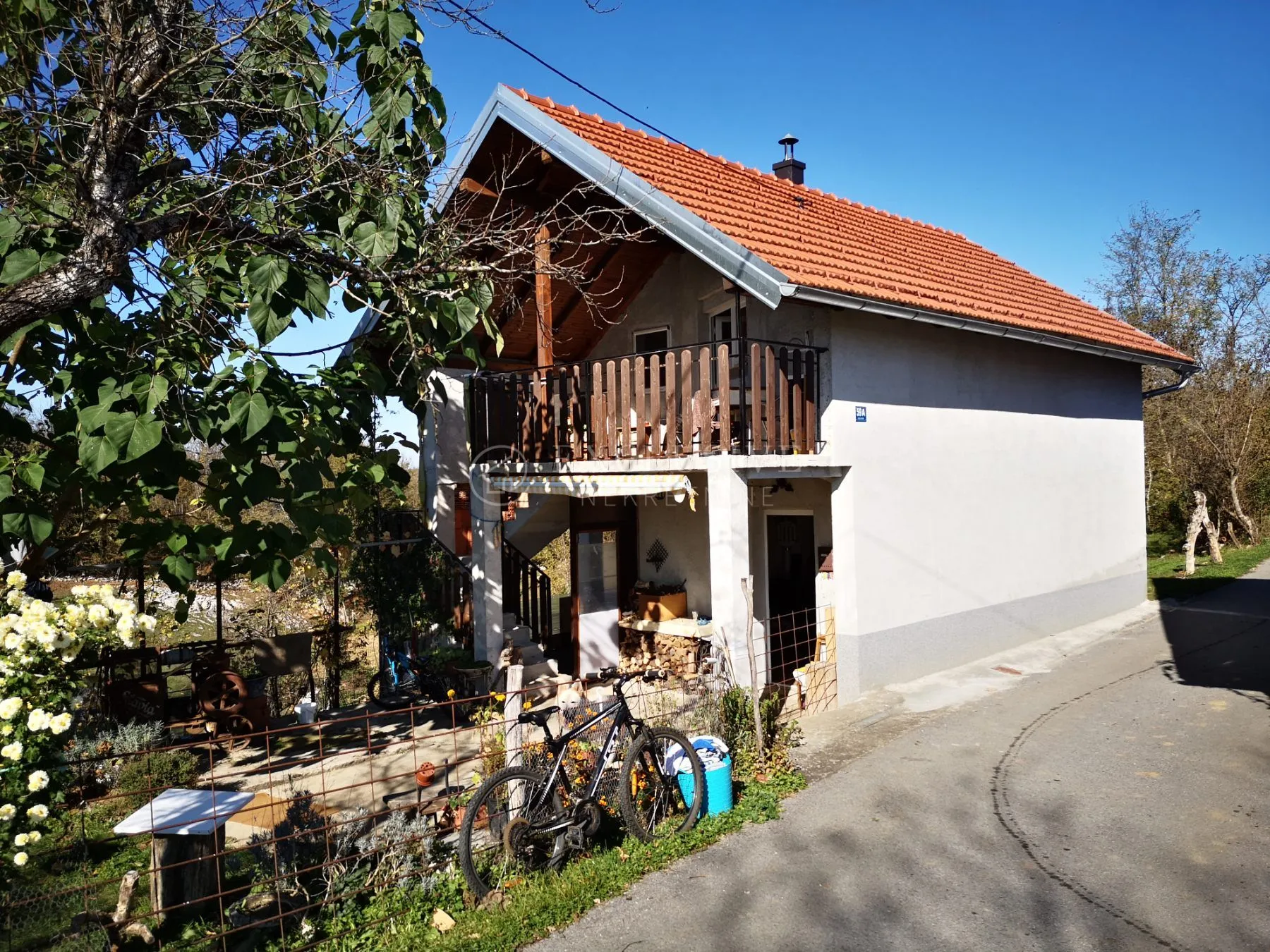 ERDELJ - DUGA GORA - KUĆA SA TERENOM OD 1824m2 - Duga Gora, Generalski Stol