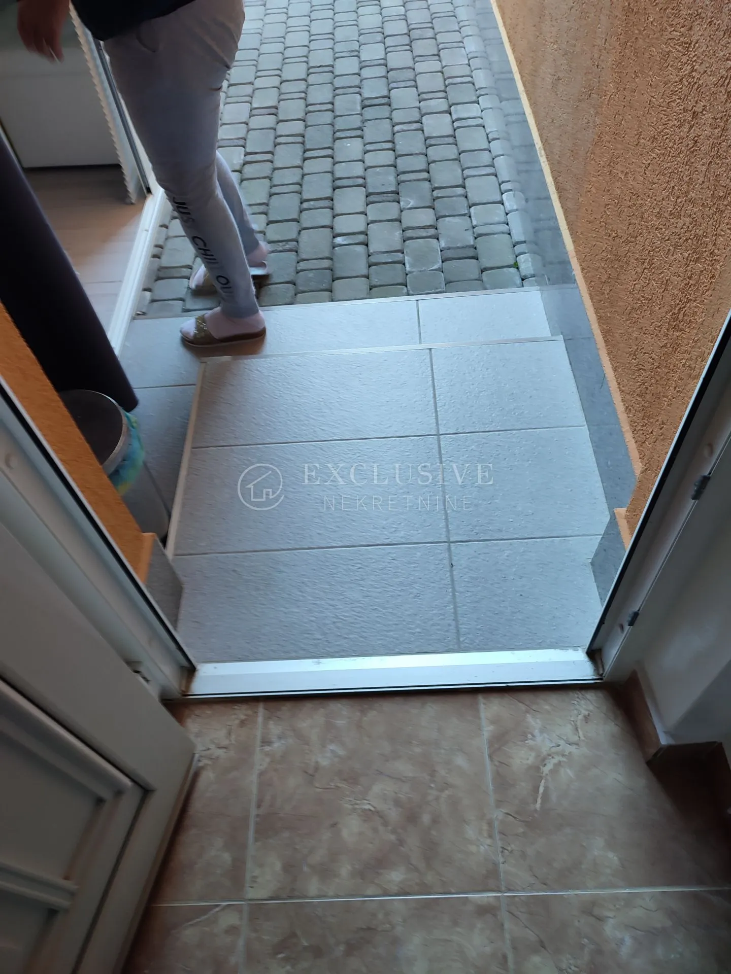 ika - oprić - apartman od dvije stambene jedinice sa bazenom - slika 27