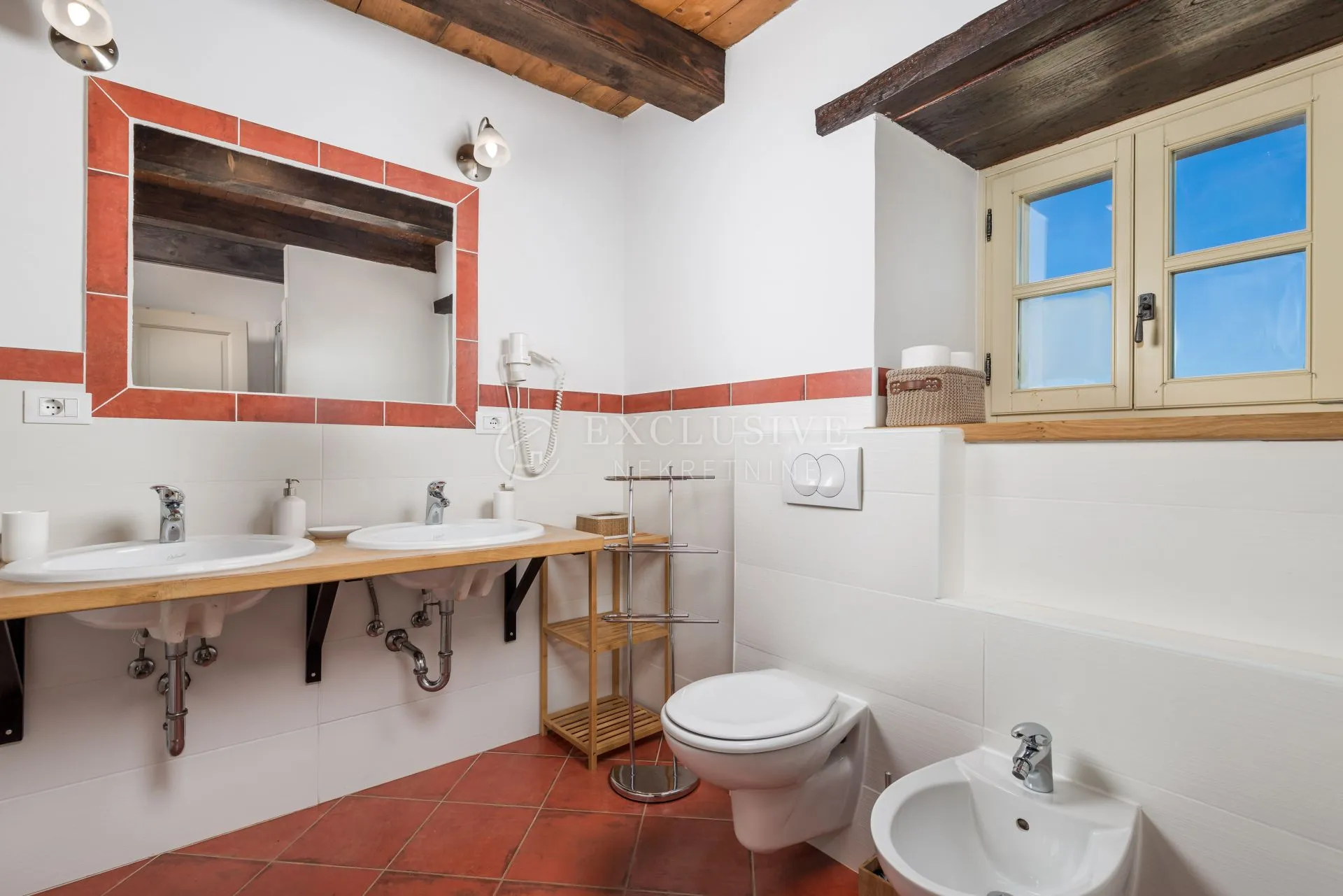 istra, tinjan - prekrasna kamena vila s bazenom - slika 22
