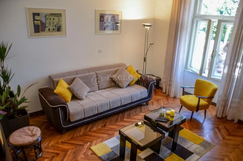opatija dvoetažni stan u vili 100m od mora - slika 8