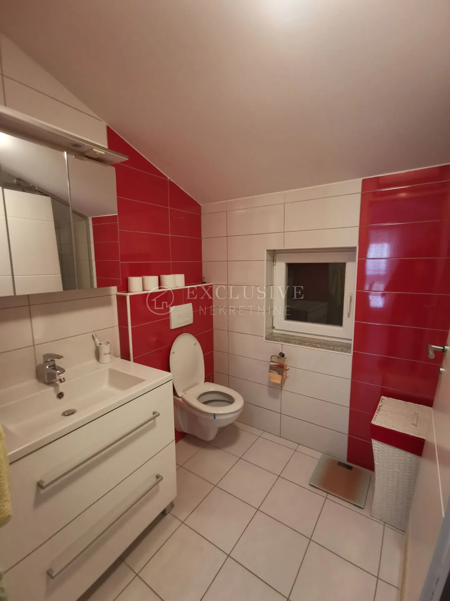 opatija predivan stan za najam 120m2 !! - slika 11