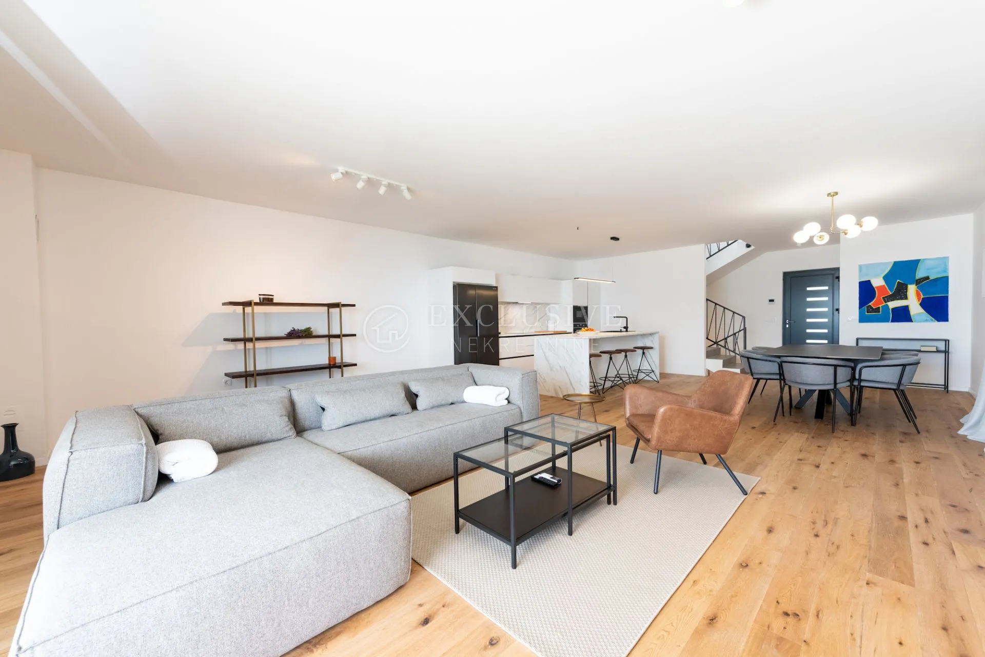 kostrena moderna kuća 190m2 s bazenom !! - slika 11