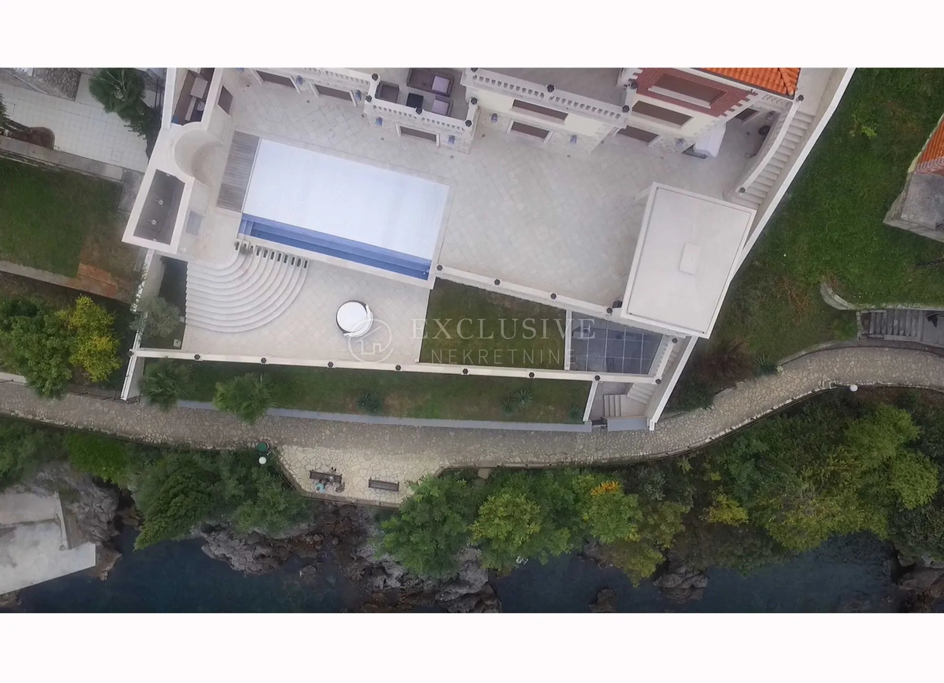 opatija 1 red do mora - exclusivna villa uz more - slika 16