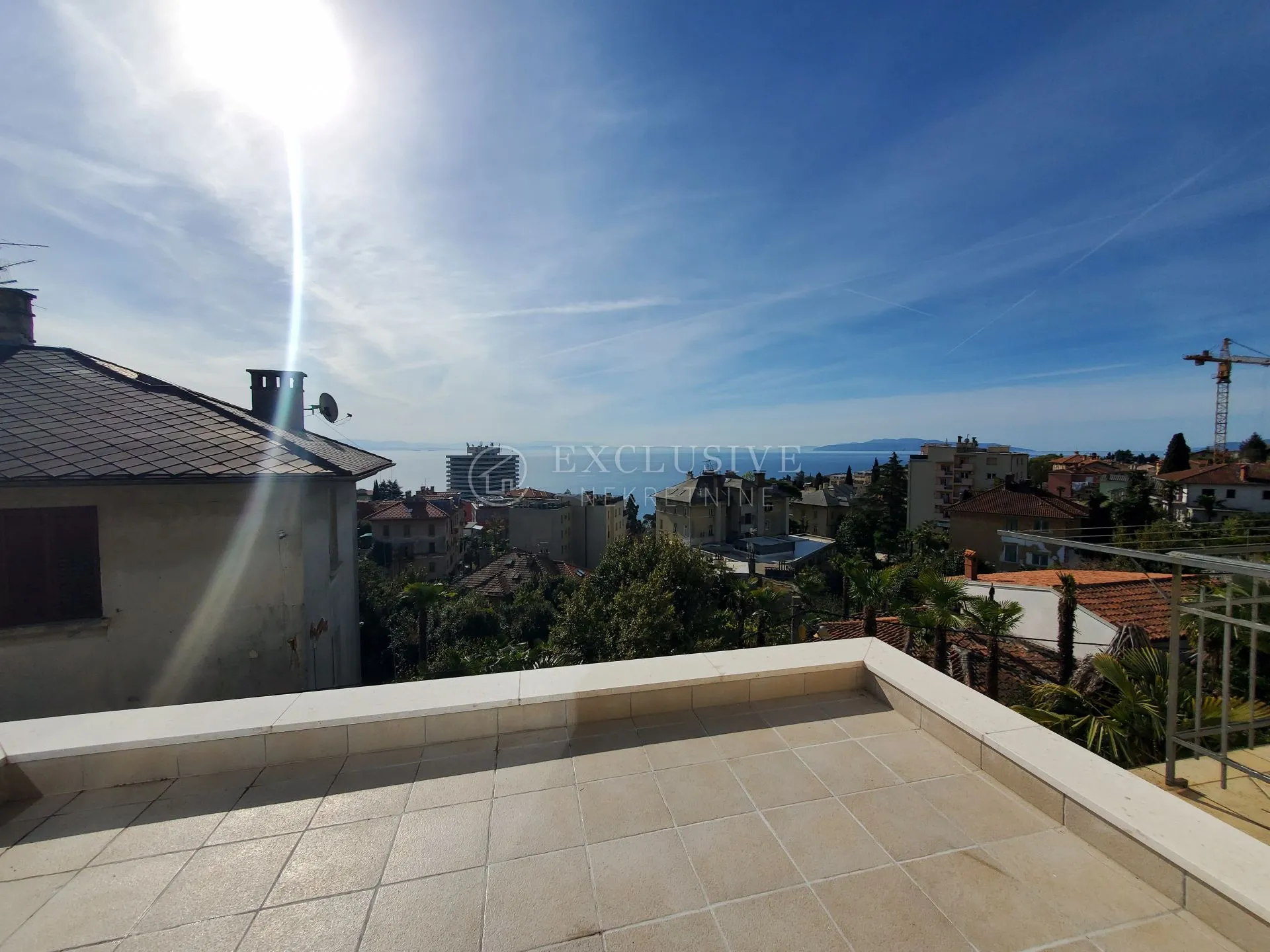 opatija-centar stan u vili 200m2 s parkingom - slika 5