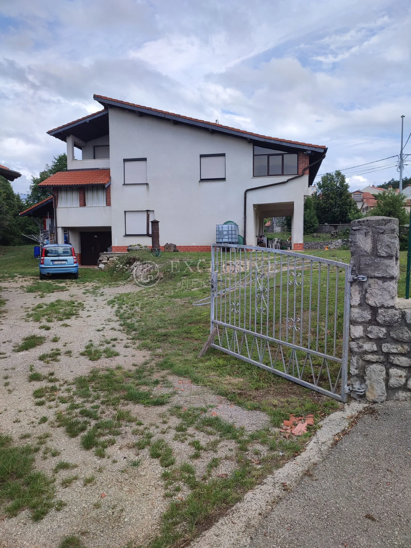 viškovo - dvije kuće sa okučnicom od 1494 m2 - slika 4