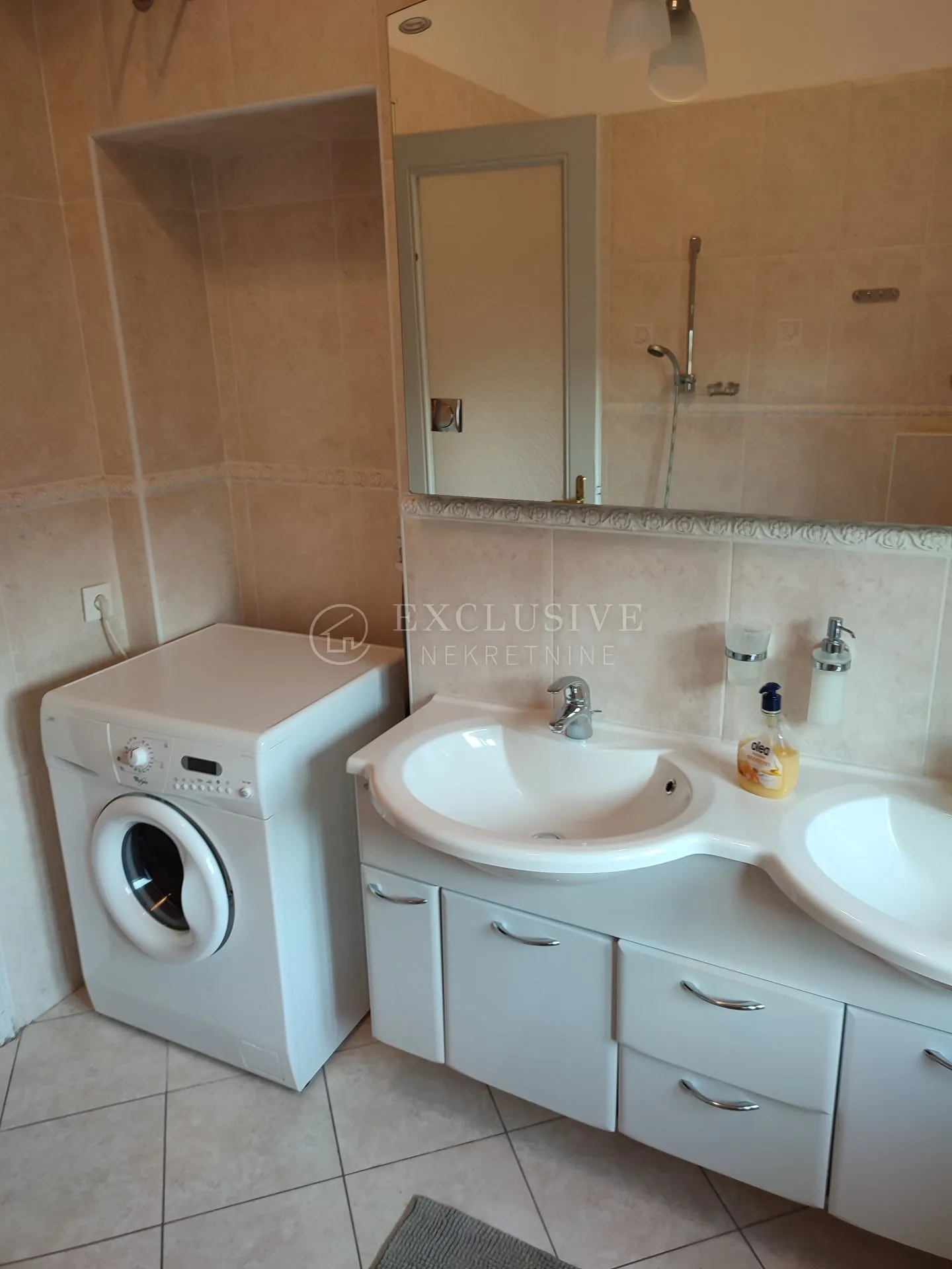 opatija - centar -luksuzni penthouse sa 3 parkirna mjesta - slika 41