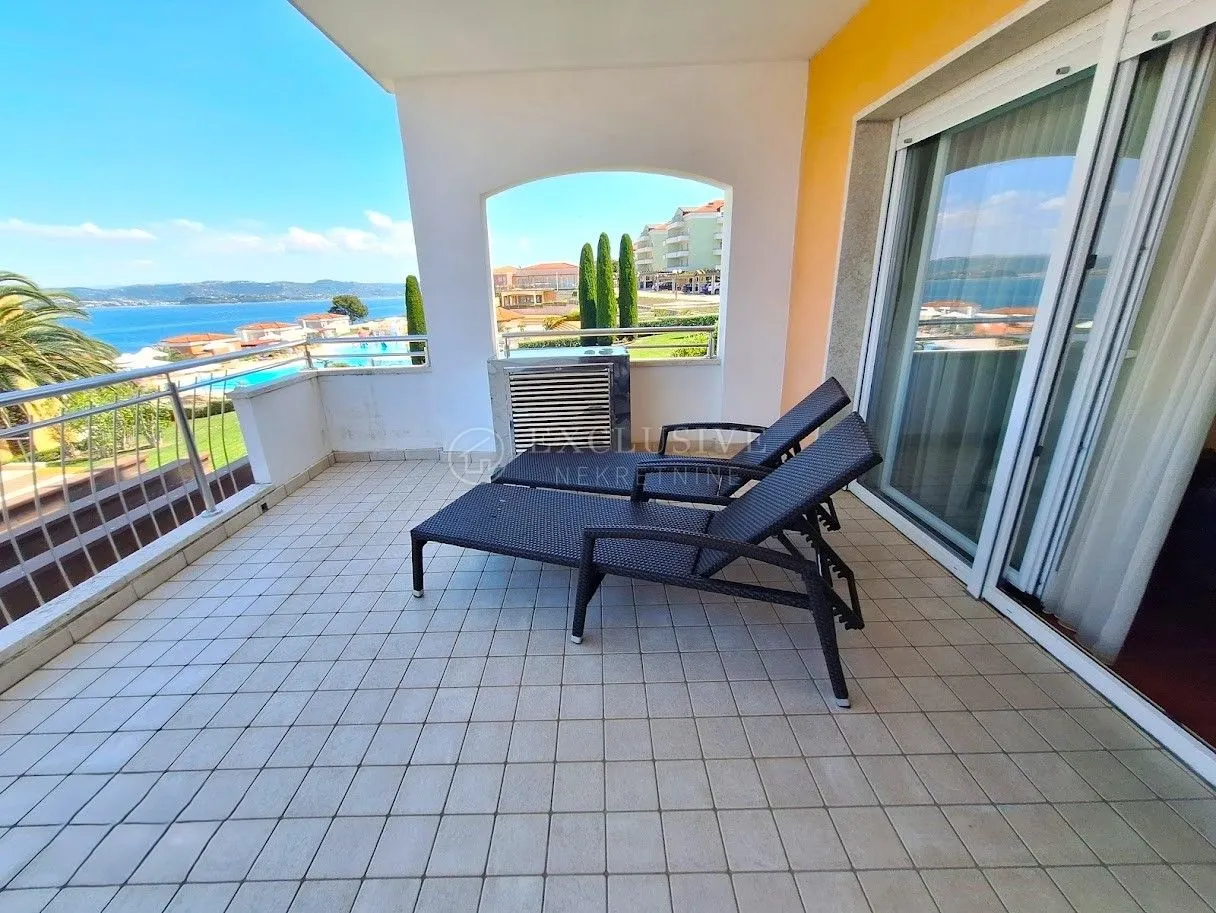 umag - ekskluzivni apartman s panoramskim pogledom na more - slika 1