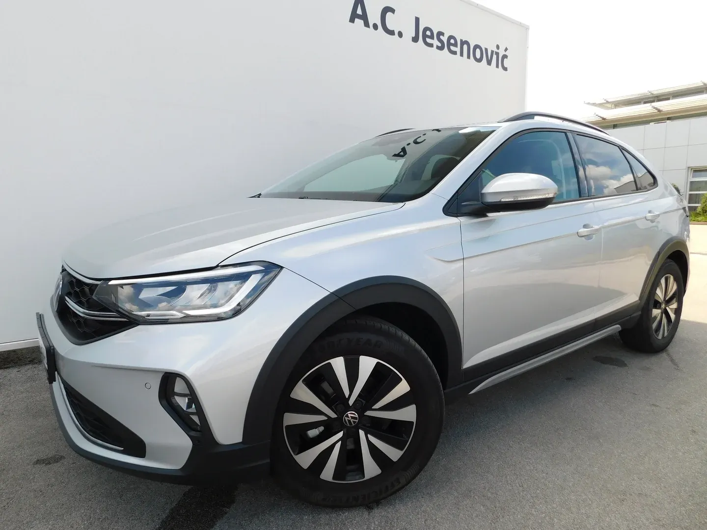 10527 volkswagen taigo 1.0 tsi life - slika 7