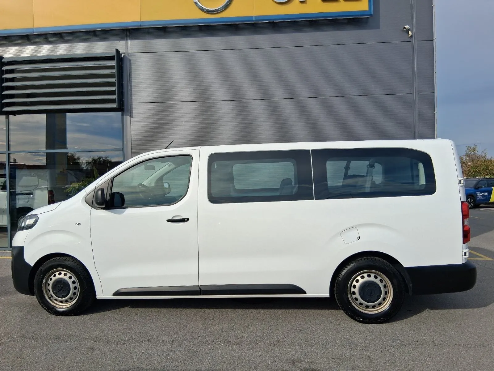 opel vivaro combi l2h1 1,5 dti - slika 3