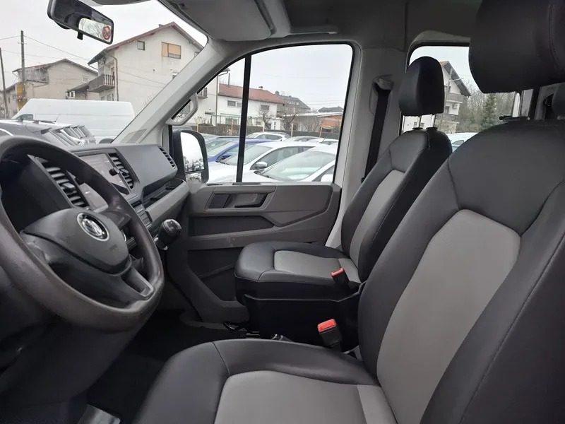 volkswagen crafter 2.0 tdi*140ks*klima*navigacija*kuka za vuču* - slika 10