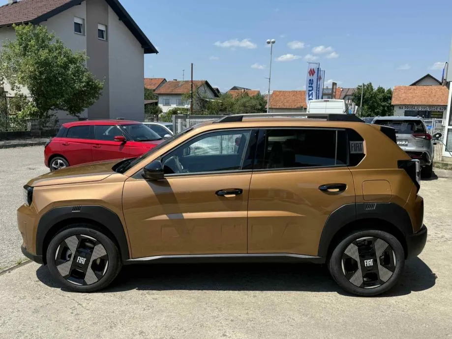 fiat grande panda 1,2 110 e-hybrid at – la prima - dostupno odmah!!! - slika 3