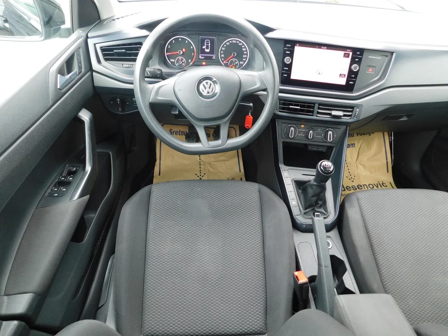 10655 volkswagen polo trendline - slika 9