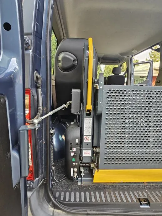 renault master combi 2.3 dci automatski mjenjač, 2014 god. - slika 18