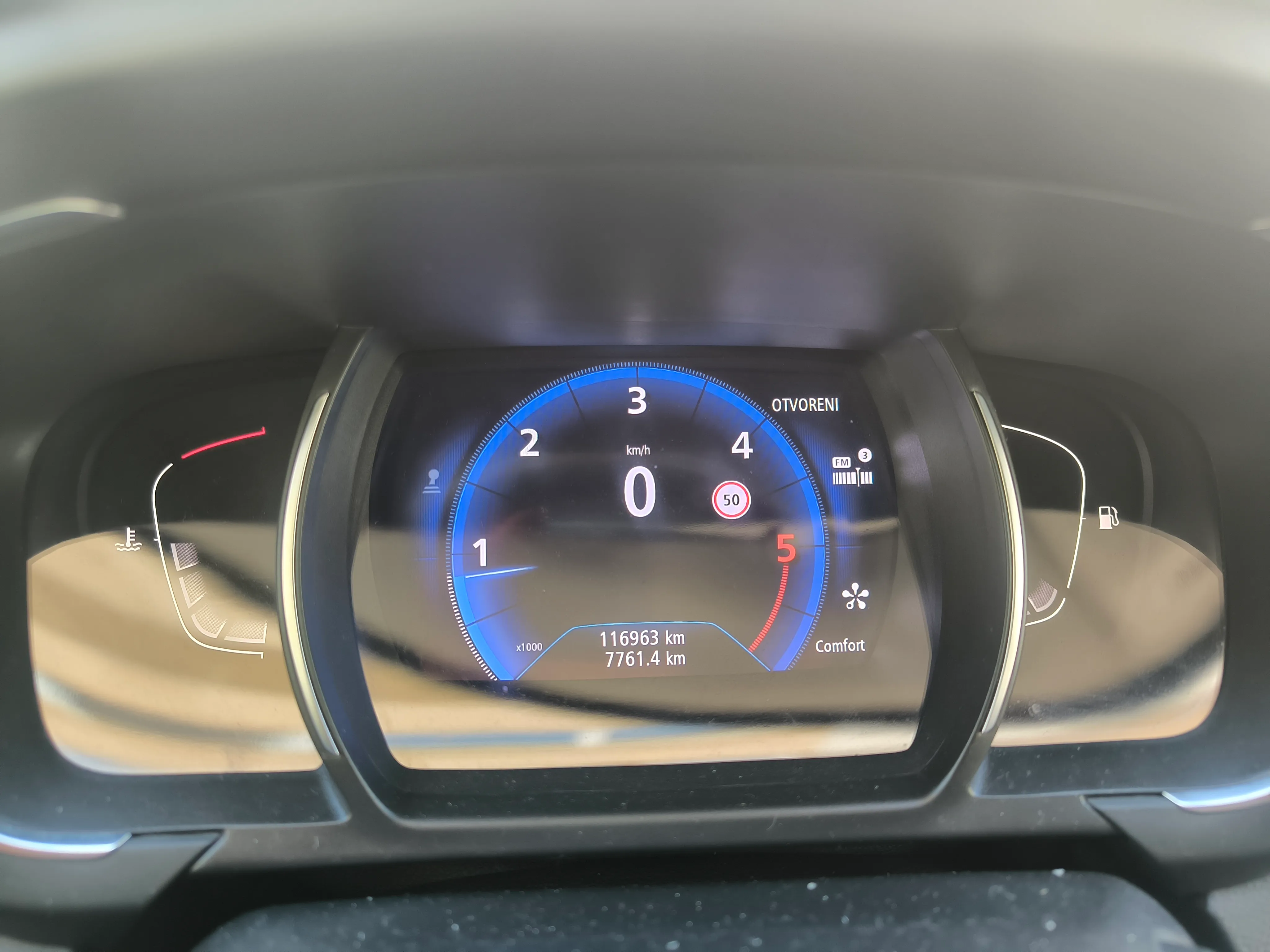 renault scenic 1,5dci, intens, full led, kamera, ekstra stanje - slika 16