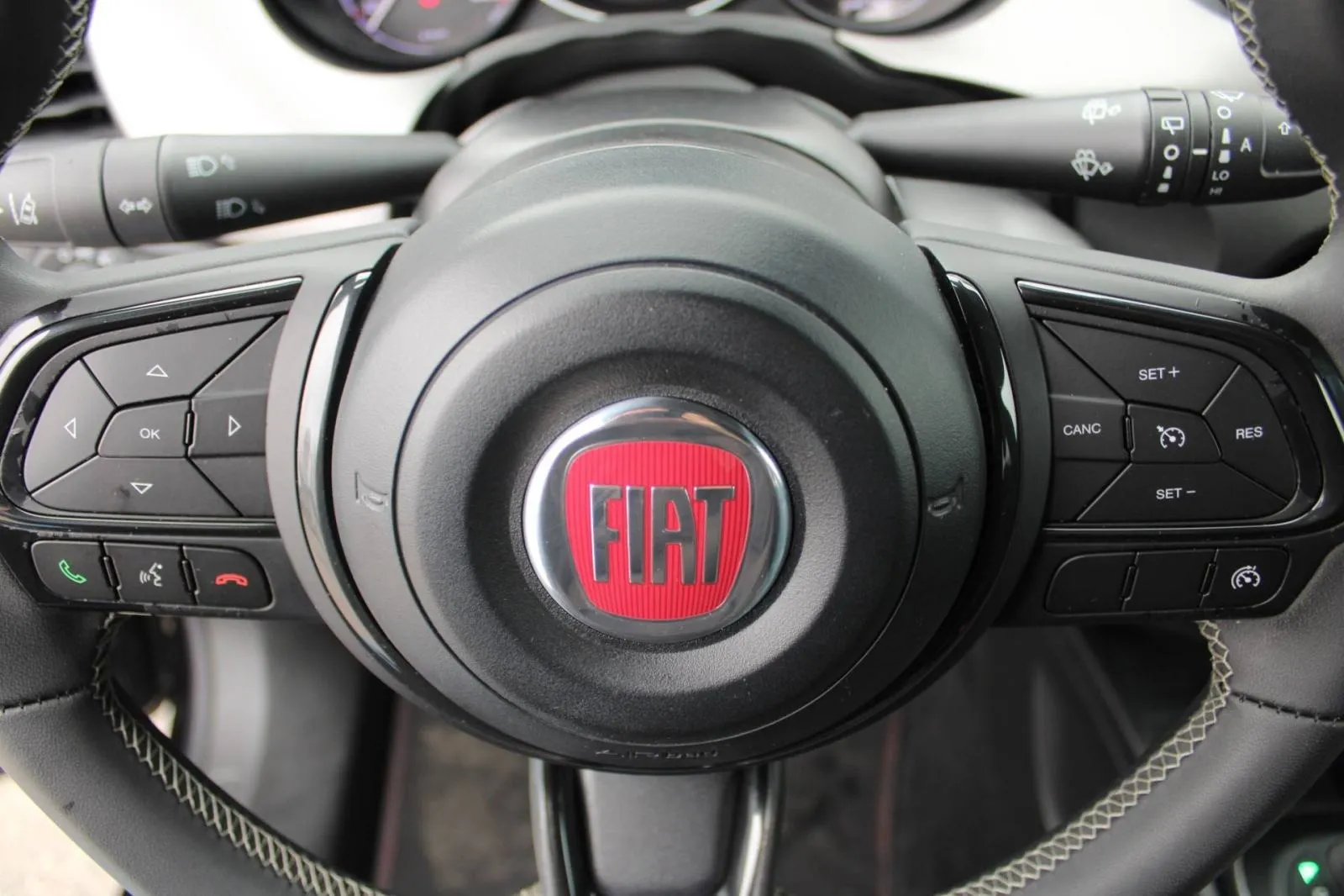 fiat 500x 1.3 gse 150ks sport automatik *led,navigacija,kamera* - slika 15