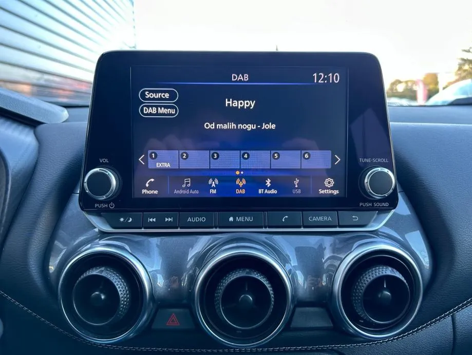 nissan juke 1,0 dct - 2023 - automatik - navi - kamera - reg 1 god !!! - slika 18