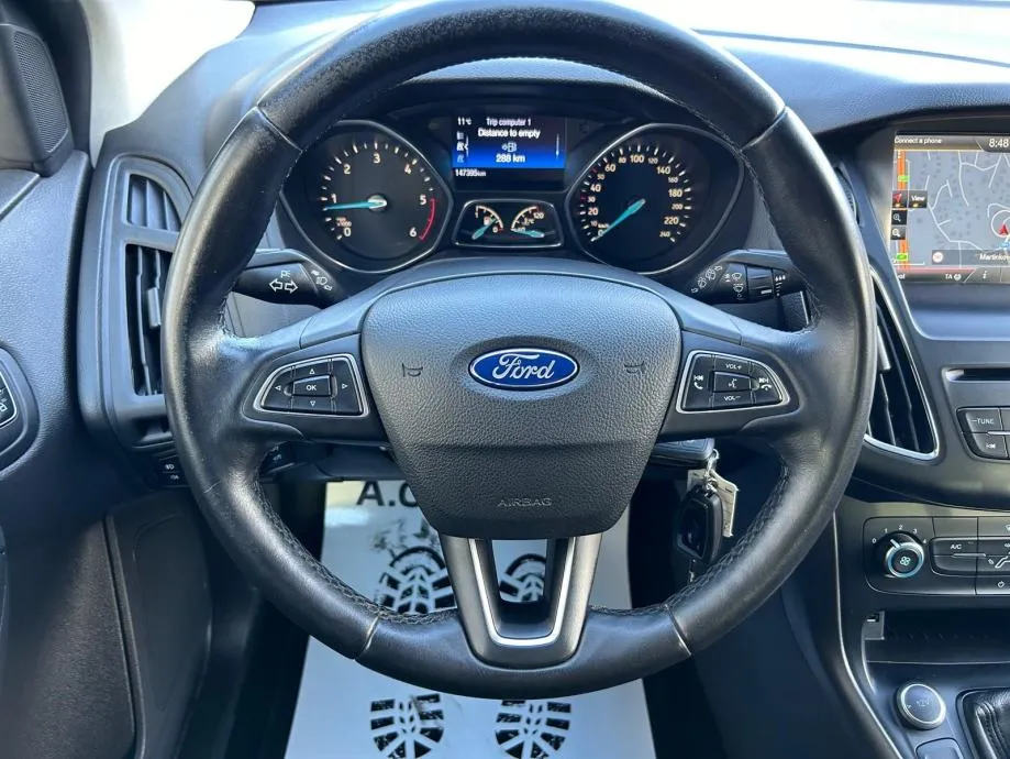 ford focus 1,5 tdci - 2015 - 140.000km - navi - servisna - reg 1 god! - slika 10