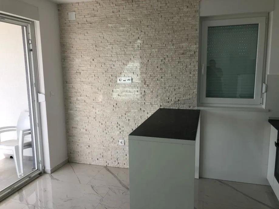 namjestaj za apartman izrađen po mjeri - slika 4