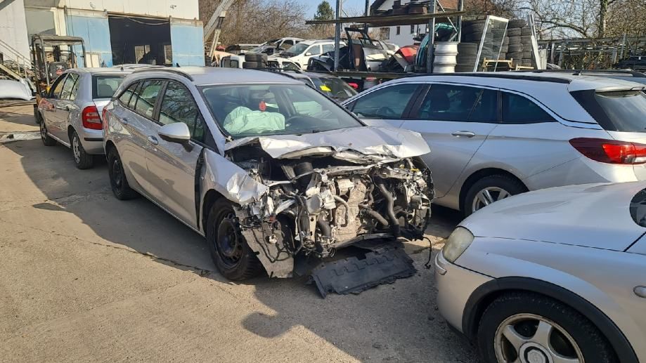 Opel Astra Karavan 1.6 CDTI #dijelovi - Zagreb