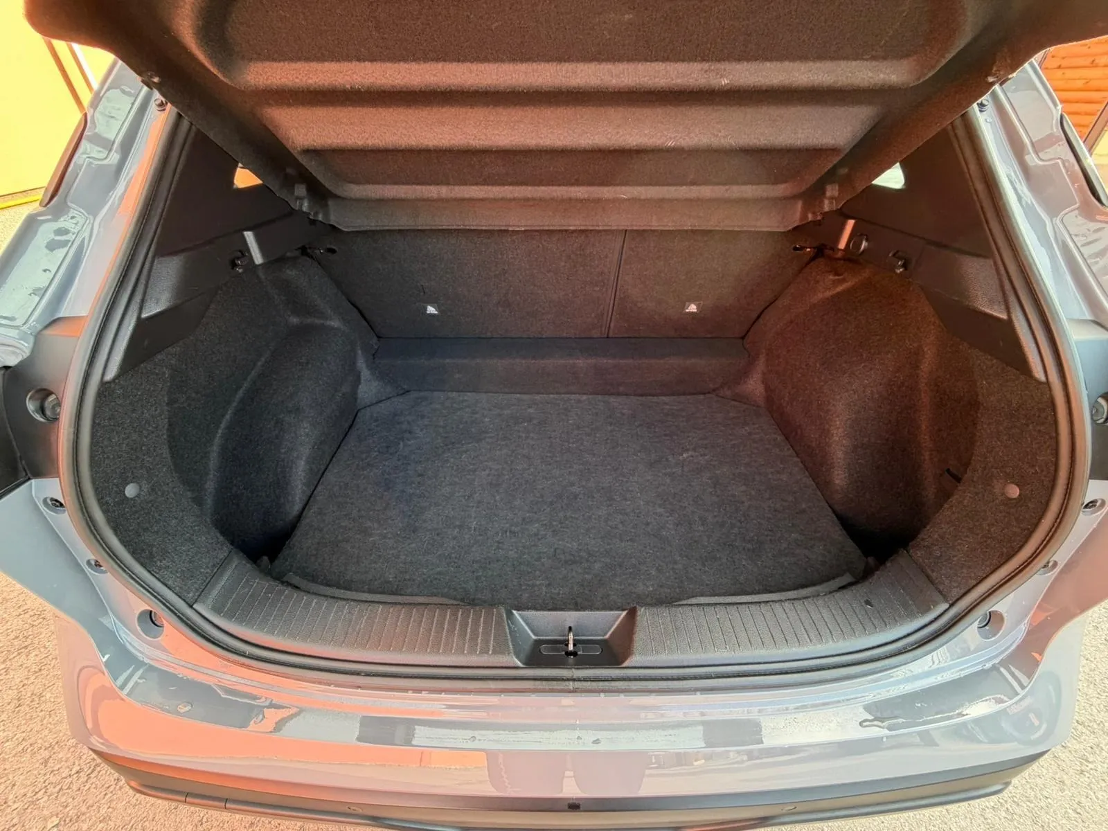 nissan qashqai 1.3 dig-t •2022•kamera 360°•leasingbezučešća• - slika 17
