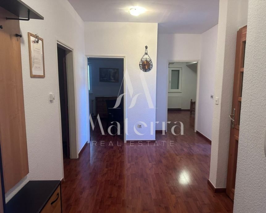 prekrasna vila sa 6 apartmana nadomak mora (prodaja) - slika 9