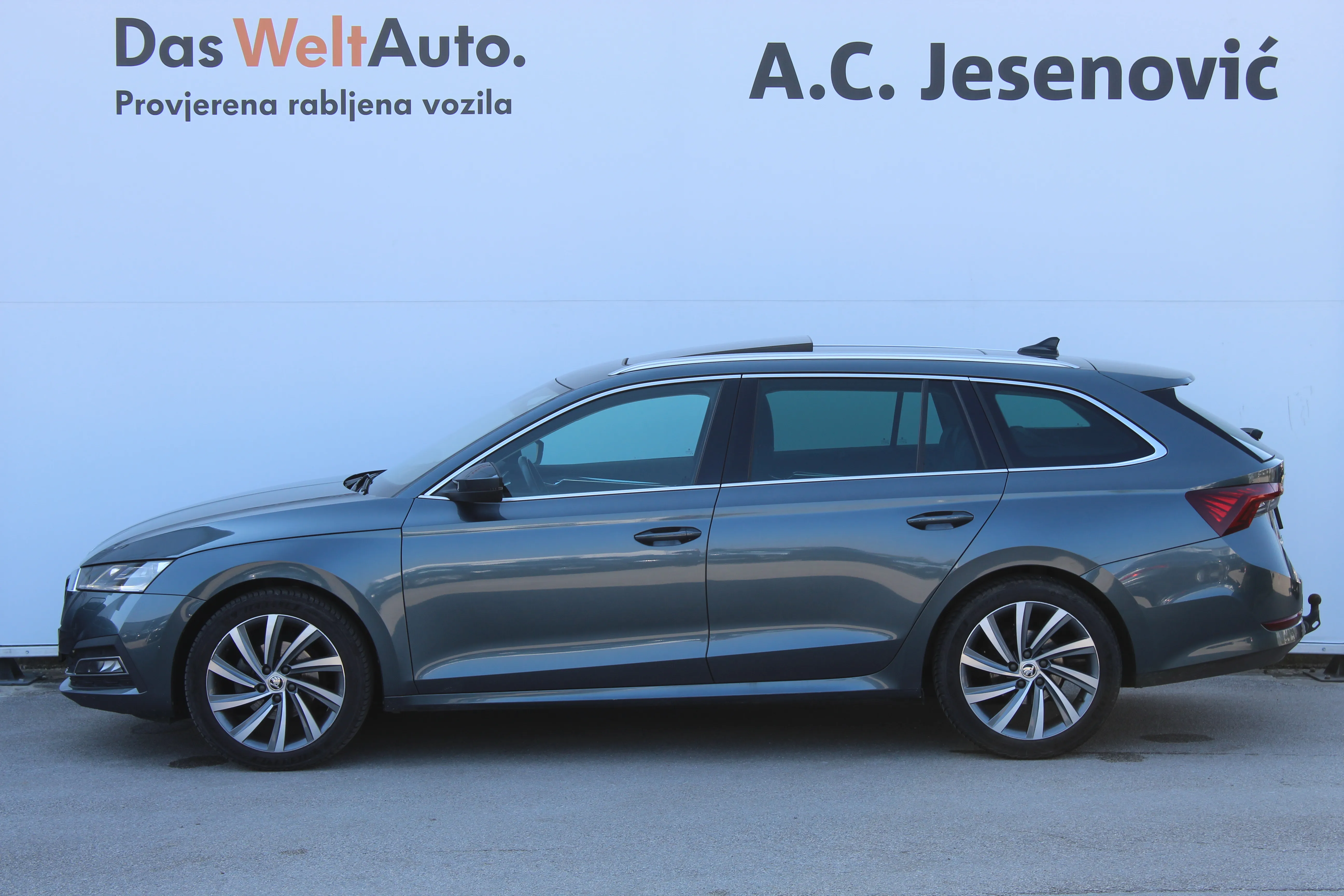 13144 škoda octavia combi ambition 2.0 tdi - slika 6