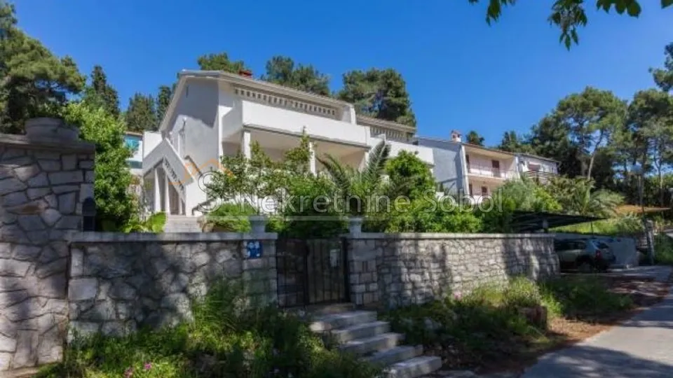 Mali Lošinj - Kuća, 250 m2 Prodaja - Osor, Mali Lošinj