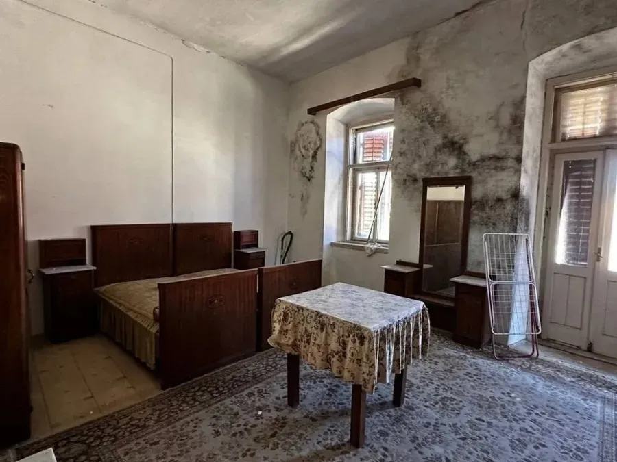 kuća na prodaju - blato - slika 16