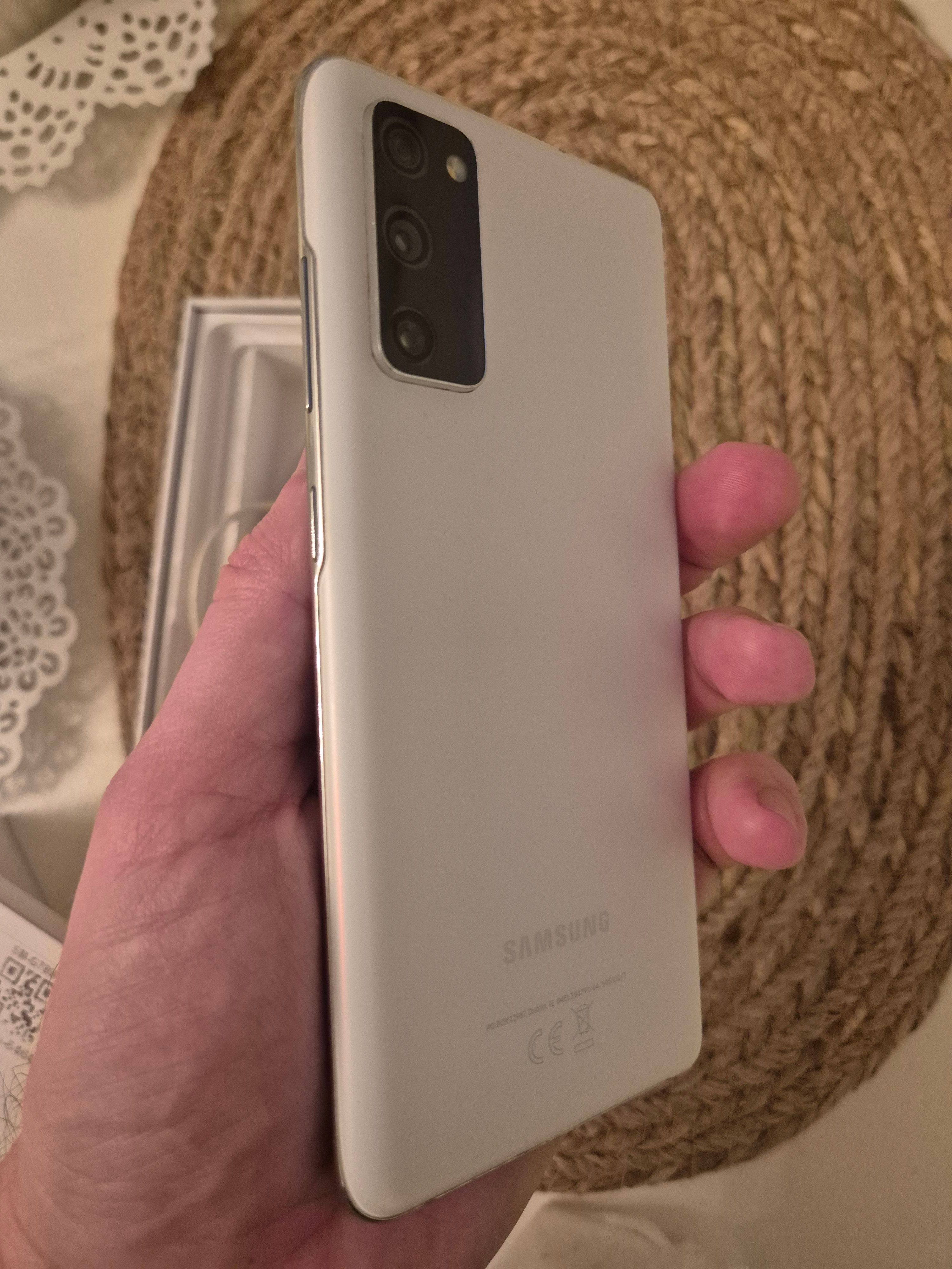 samsung s20 fe - slika 4