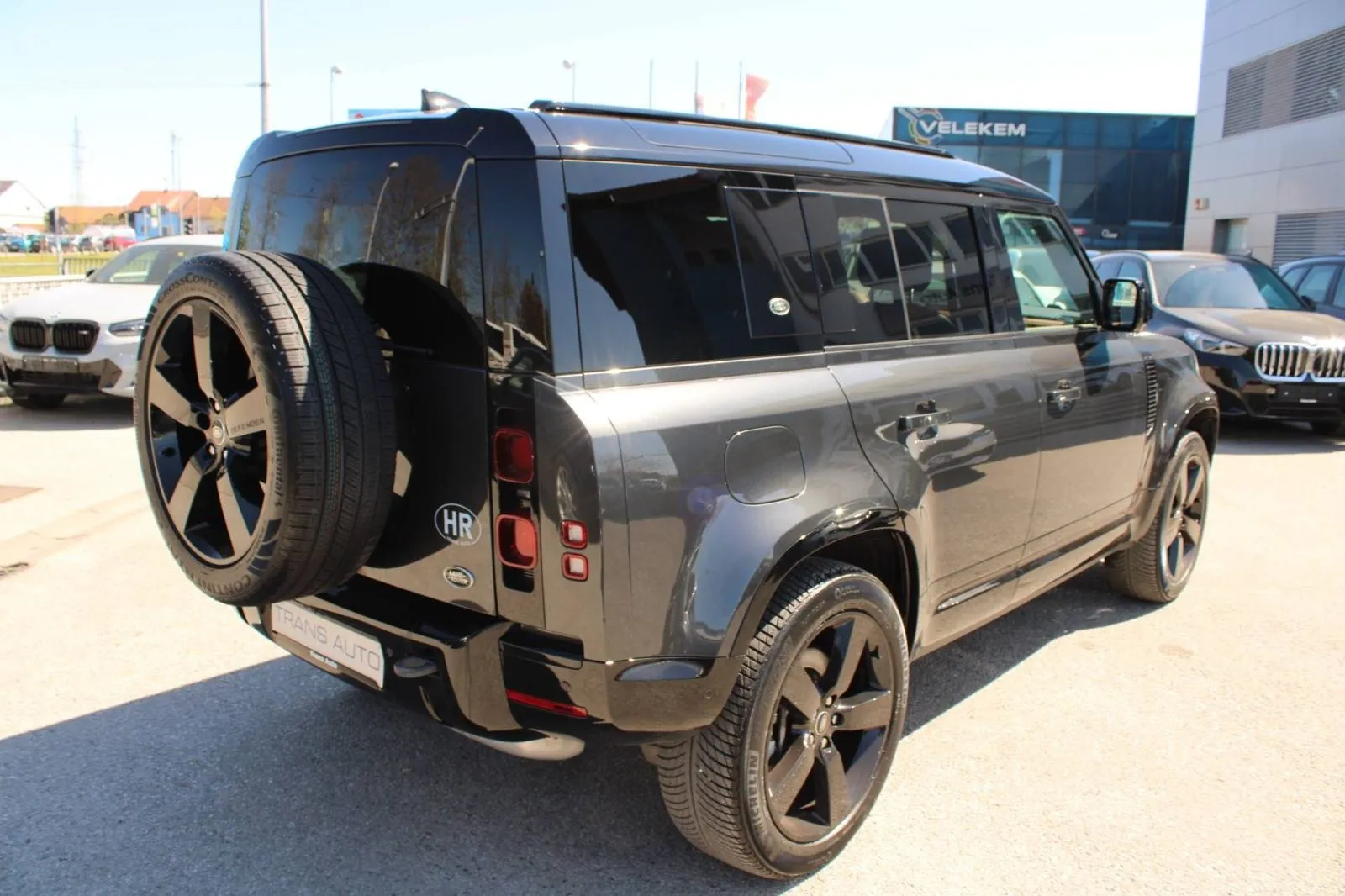 land rover defender 110 x-dynamic hse 3.0d 300ks awd - slika 5