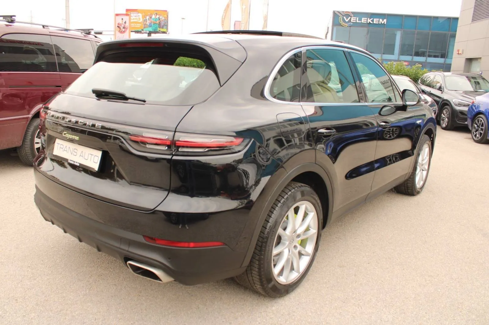 porsche cayenne 3.0 v6 e-hybrid *panorama, led, navigacija* - slika 5