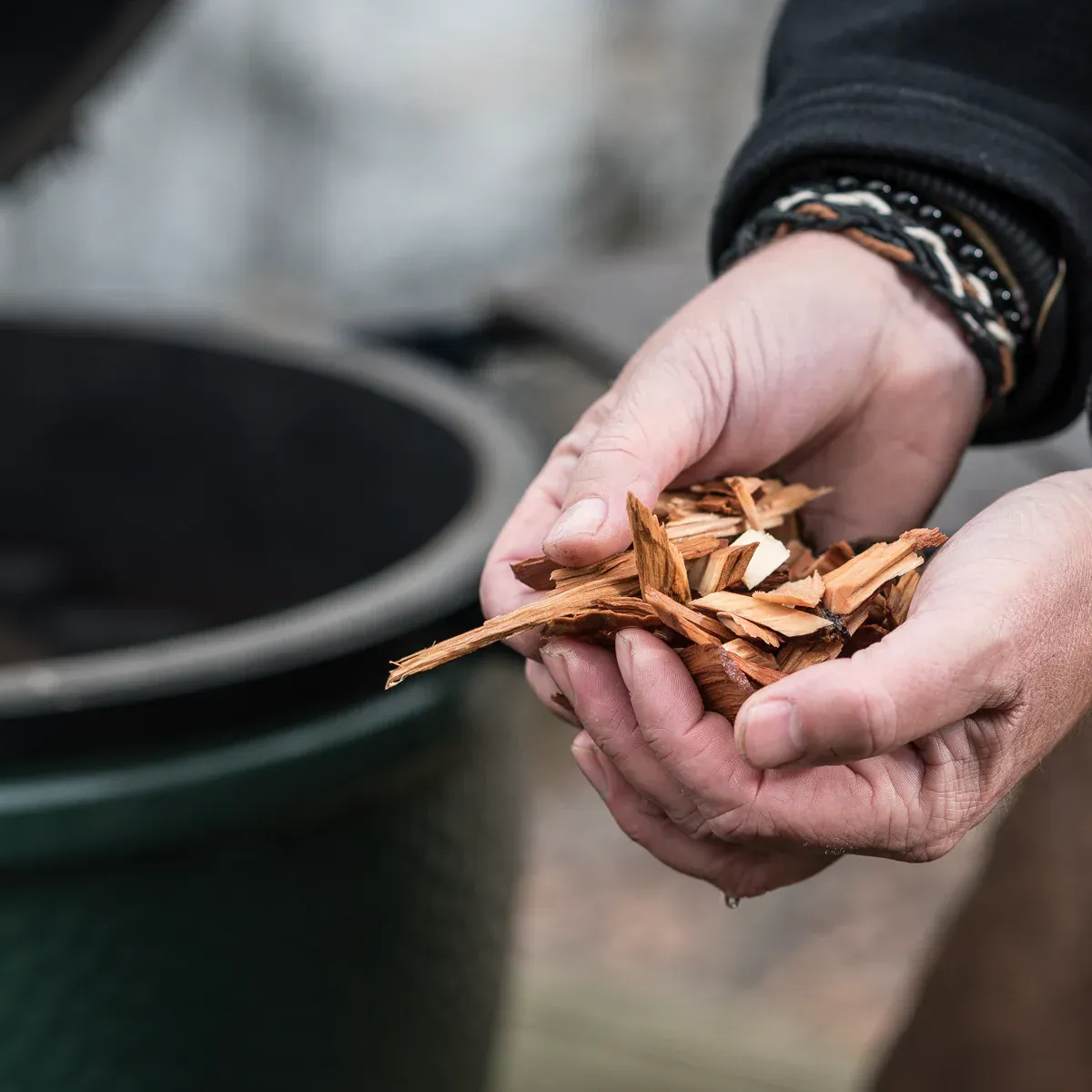 big green egg wood chips (big green egg drveni čips za dimljenje) - slika 2