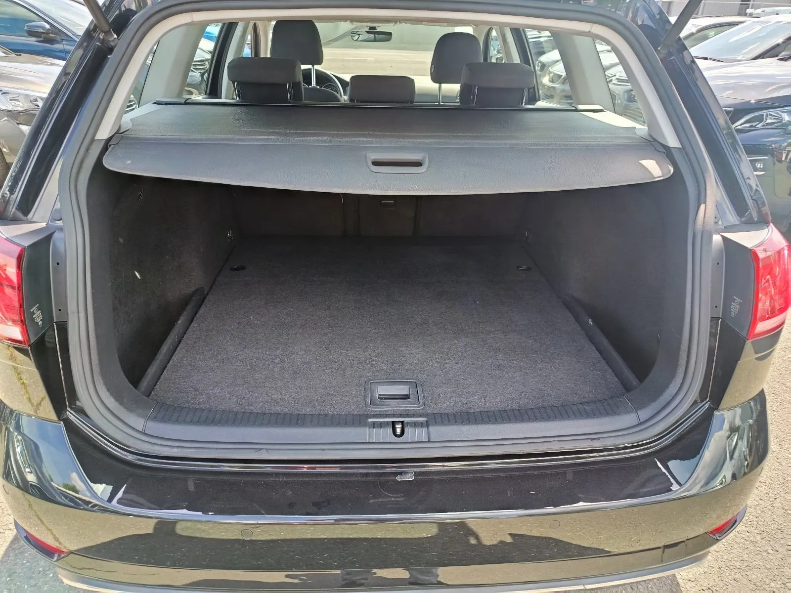vw golf 7 variant 1,6 tdi.jamstvo.leasing. - slika 13