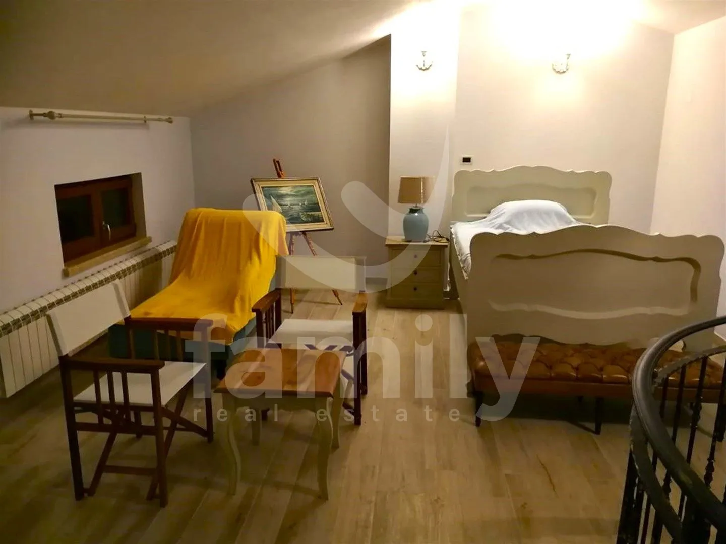 visokokvalitetna kamena vila sa bazenom i garažom - slika 17