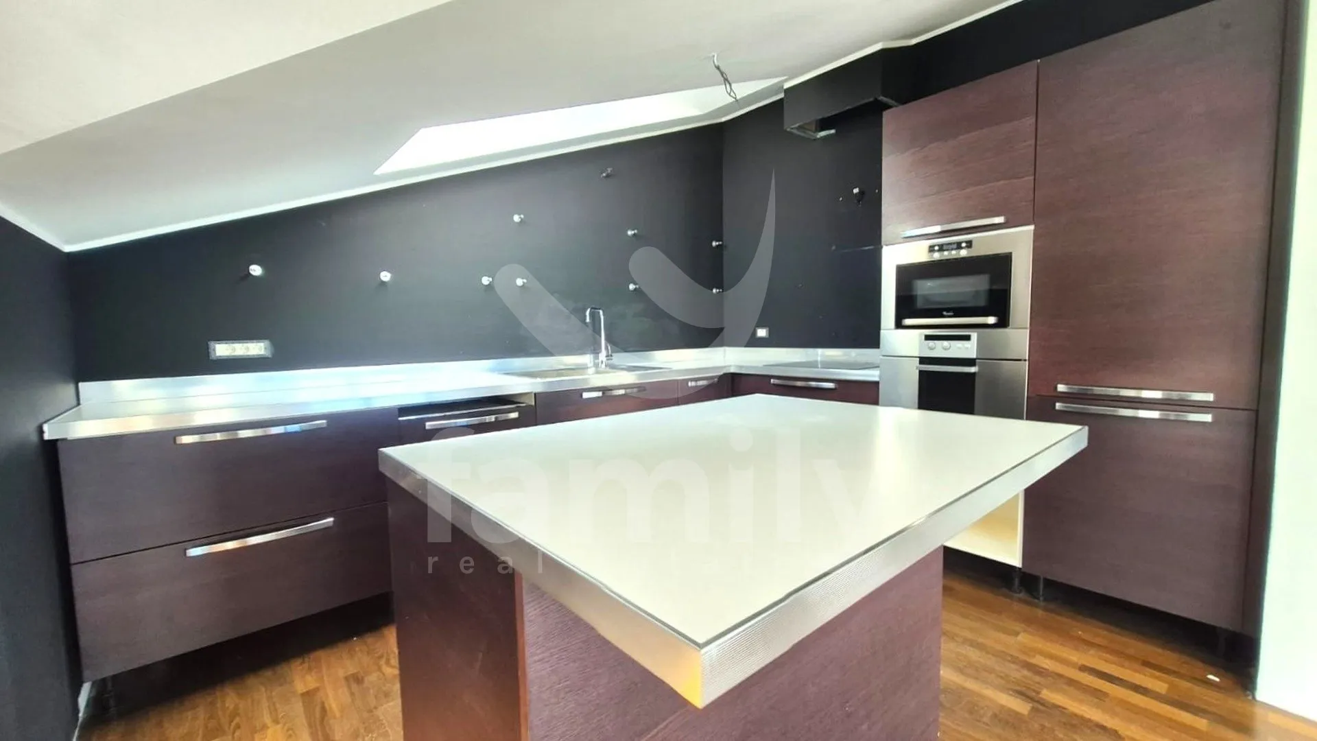 penthouse uz more s bazenom i panoramskim pogledom - slika 8