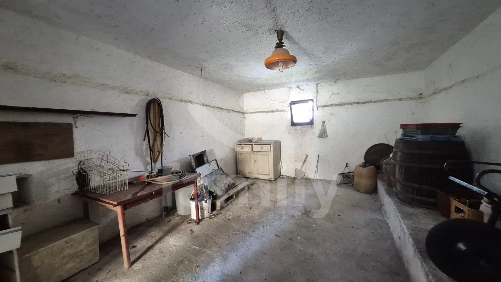 prodaja samostojeće kuće na mirnoj lokaciji u okolici pazina - slika 24