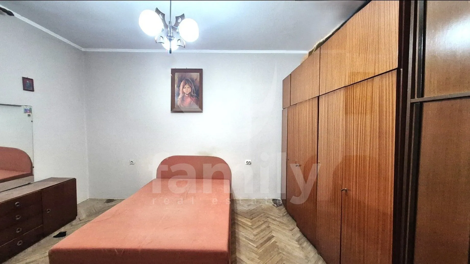 prodaja kuće sa potencijalom na atraktivnoj lokaciji - slika 7