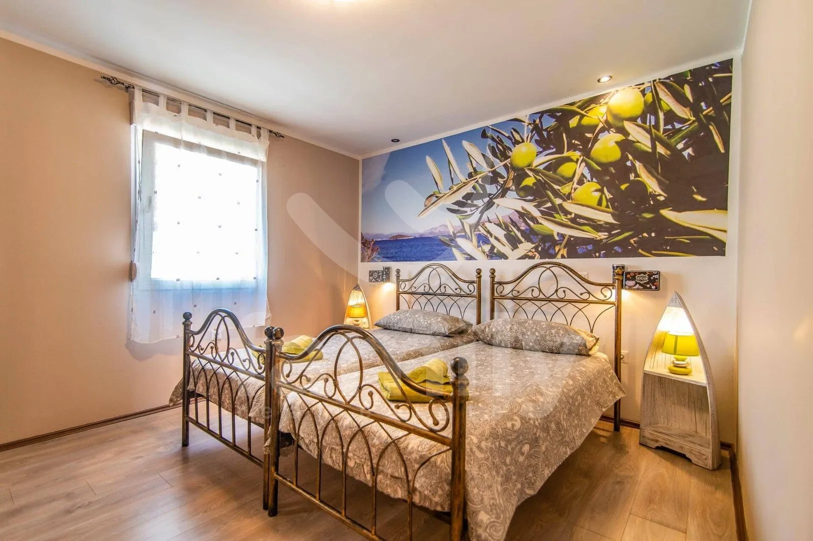 prekrasna vila s bazenom i otvorenim pogledom na prirodu - slika 6