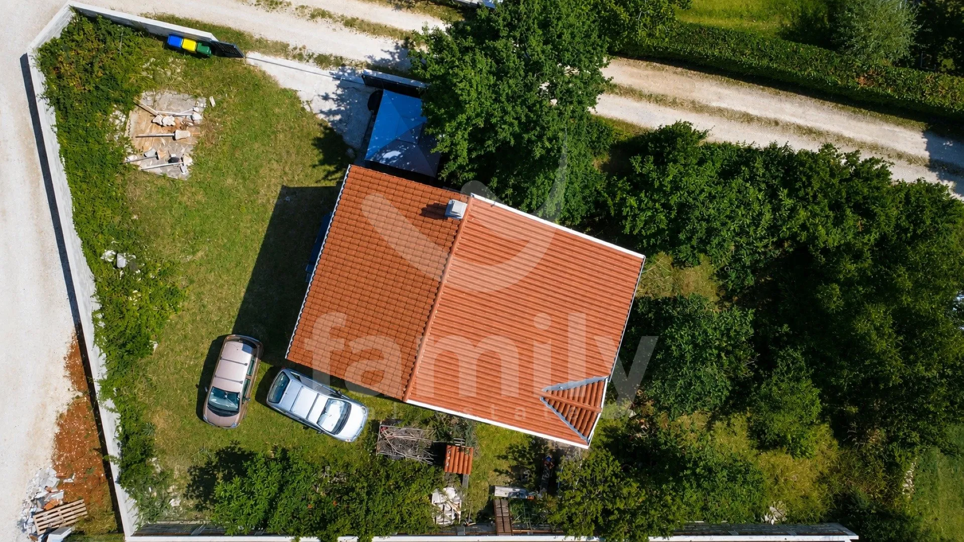 prodaja samostojeća kuća s dvije stambene jedinice barban - slika 23