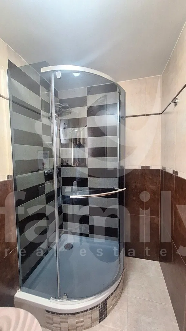 apartmanska kuća sa bazenom blizu mora - slika 22